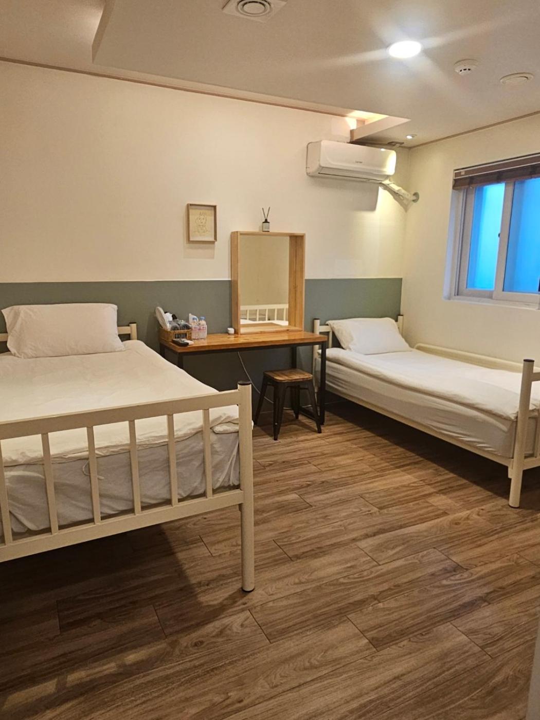 Hostel Korea - Ikseon Сеул Екстер'єр фото